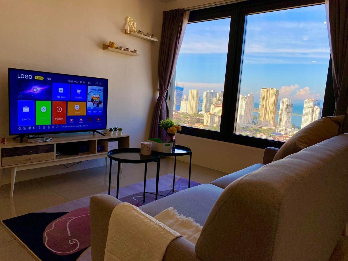 Tropicana 218 Macalister Sea & City View By Staycation Homestay Джорджтаун Екстер'єр фото
