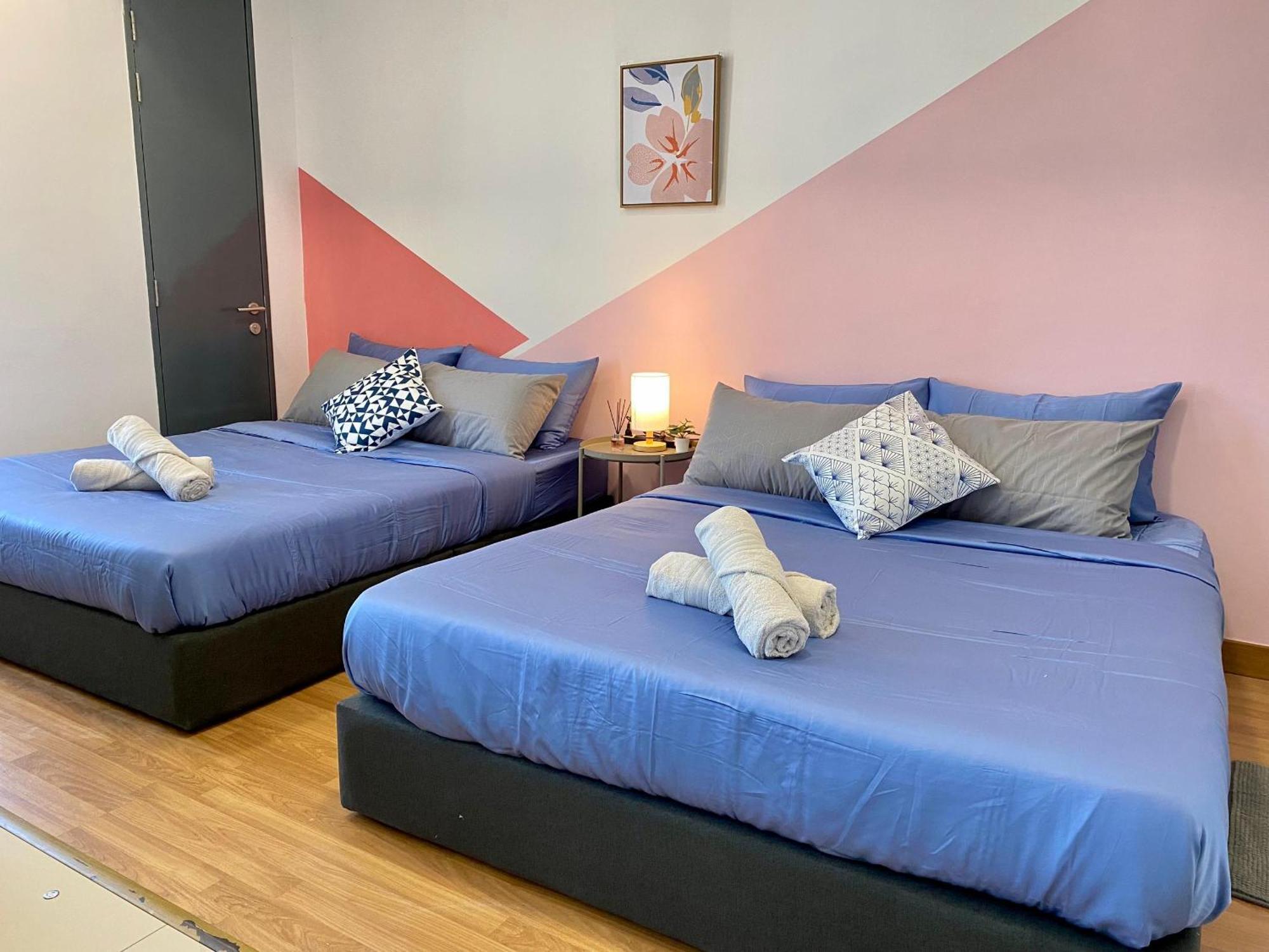 Tropicana 218 Macalister Sea & City View By Staycation Homestay Джорджтаун Екстер'єр фото